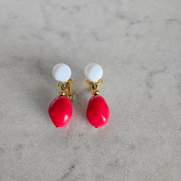 SET OF RED, WHITE, BLU & GOLD BANGLE BRACELETS & CROWN TRIFARI RED BEAD EARRINGS - Picture 6 of 15